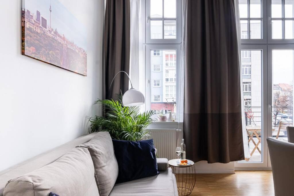 Sc 05 By Rockchair Apartments L Superhost Status L 2 Bedrooms Boxspringbeds Balcony Elevator - Cozy Family & Business Flair Welcomes You! Berlin Luaran gambar