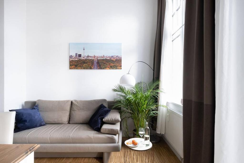 Sc 05 By Rockchair Apartments L Superhost Status L 2 Bedrooms Boxspringbeds Balcony Elevator - Cozy Family & Business Flair Welcomes You! Berlin Luaran gambar